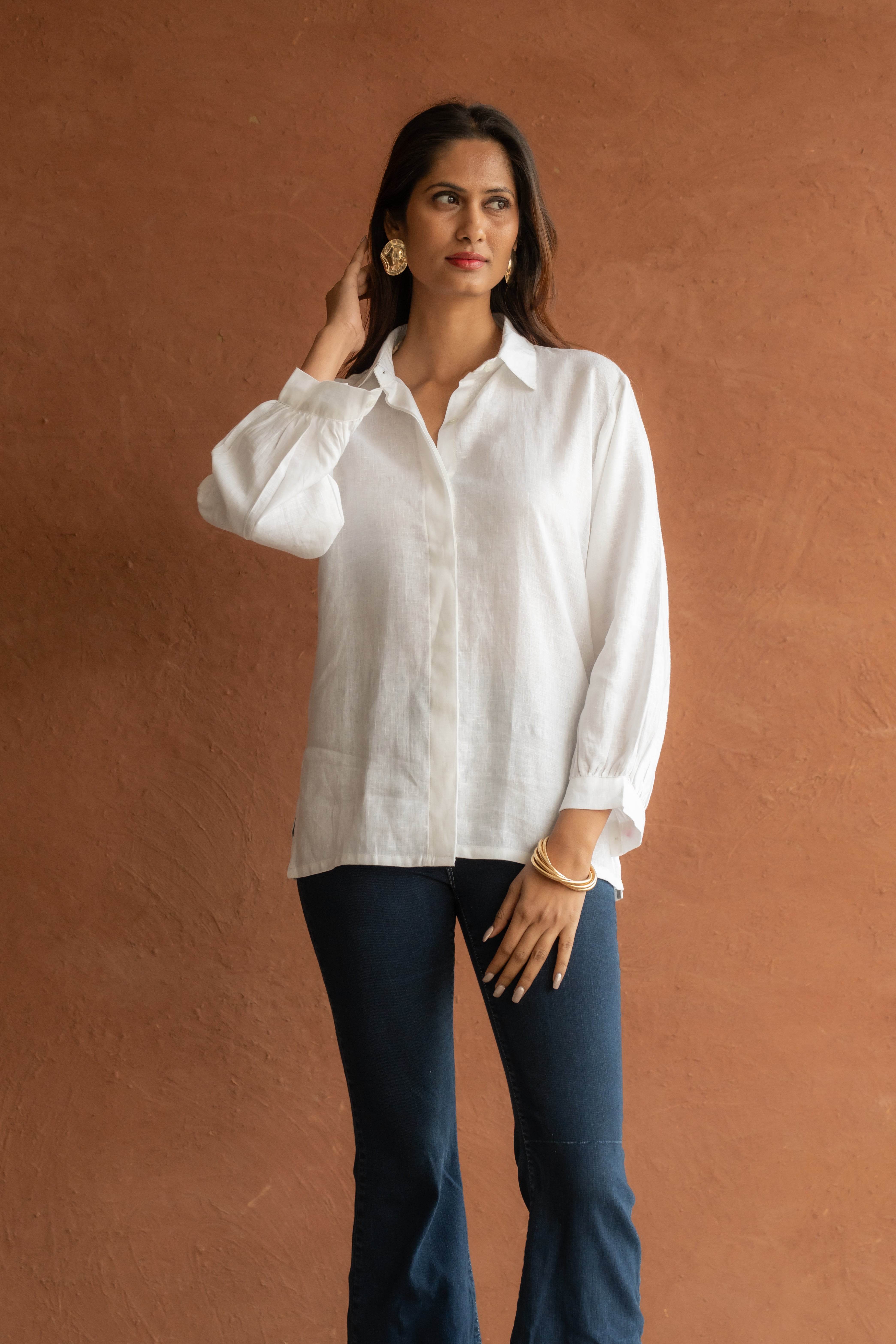 More Amor Por Favor: Hand-Painted White Linen Shirt